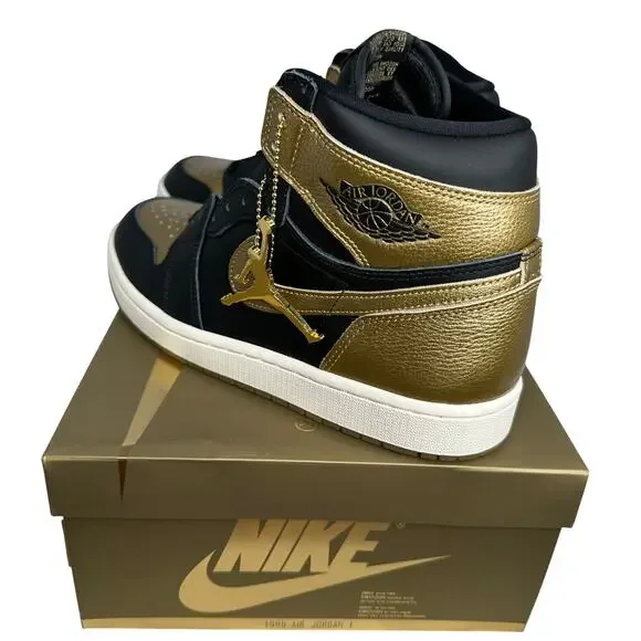 💎✨NEW IN BOX✨💎Air Jordan 1 Retro High OG Black/Gold - Picture 4 of 6